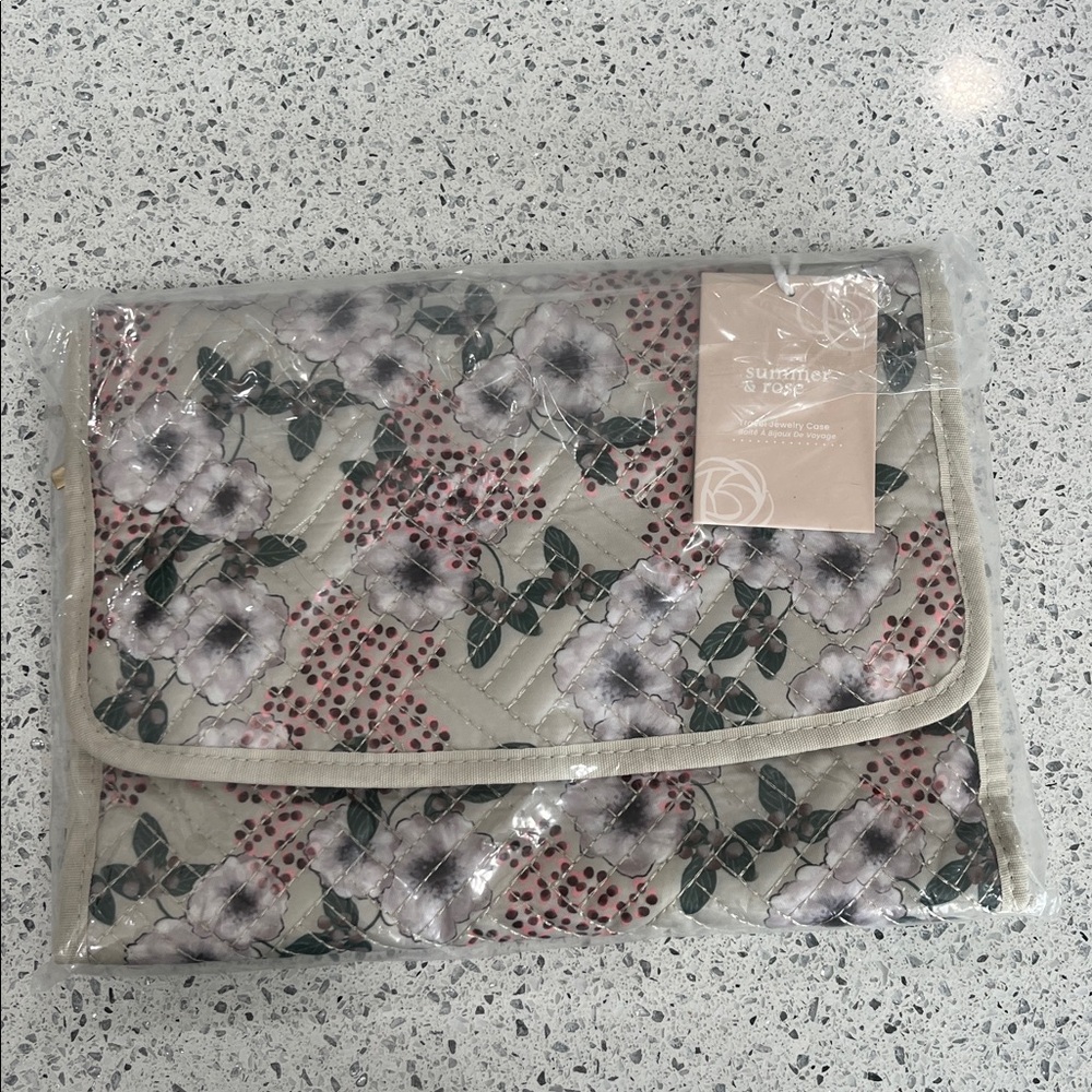 NWT Summer&Rose Travel Jewelry Case